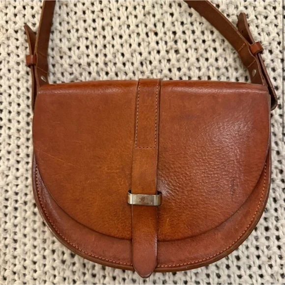 Sezane ORIGINAL design Claude Tan Leather Crossbody Bag 2017/2018 - Picture 5 of 9